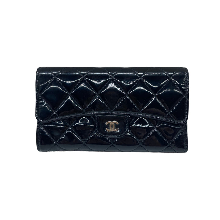 Chanel Quilted Patent Classic Long Wallet Black (18***36) cc426
