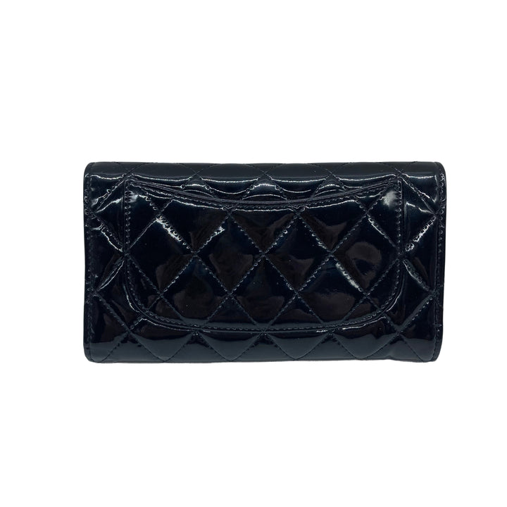 Chanel Quilted Patent Classic Long Wallet Black (18***36) cc426