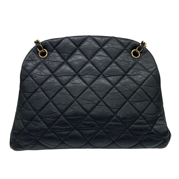 Chanel Crumpled Calfskin Tote Bag Black GHW Shell ( 16***92) CC442