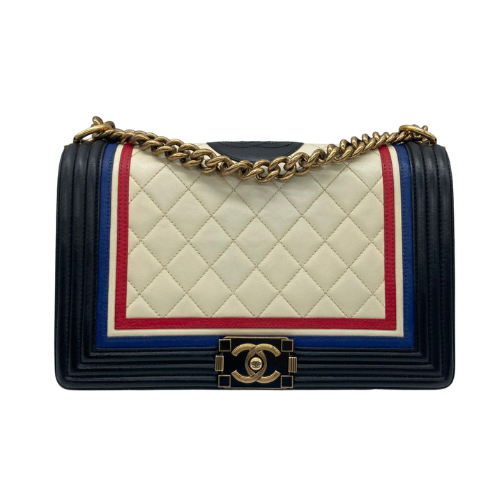 Chanel Quilted Calfskin Crest Embellished Boy Multicolor (21***51)CC409