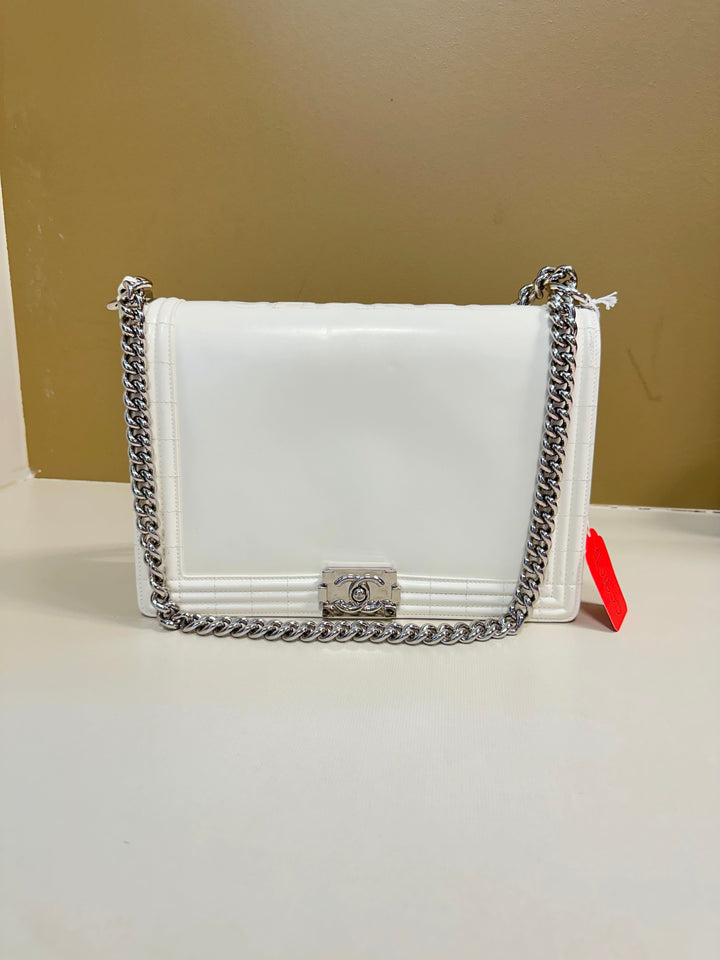 Chanel Patent Reverso Jumbo Flap Boy White (16***73) cc410