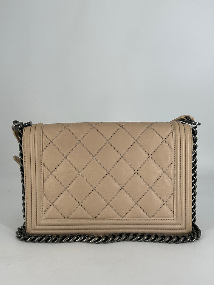 Chanel Quilted Wild Stitch New Medium Boy Cream (18**60) CC427