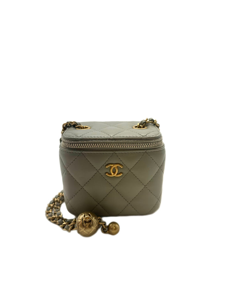 Chanel Lambskin Quilted Mini Vanity With Pearl Grey CC461