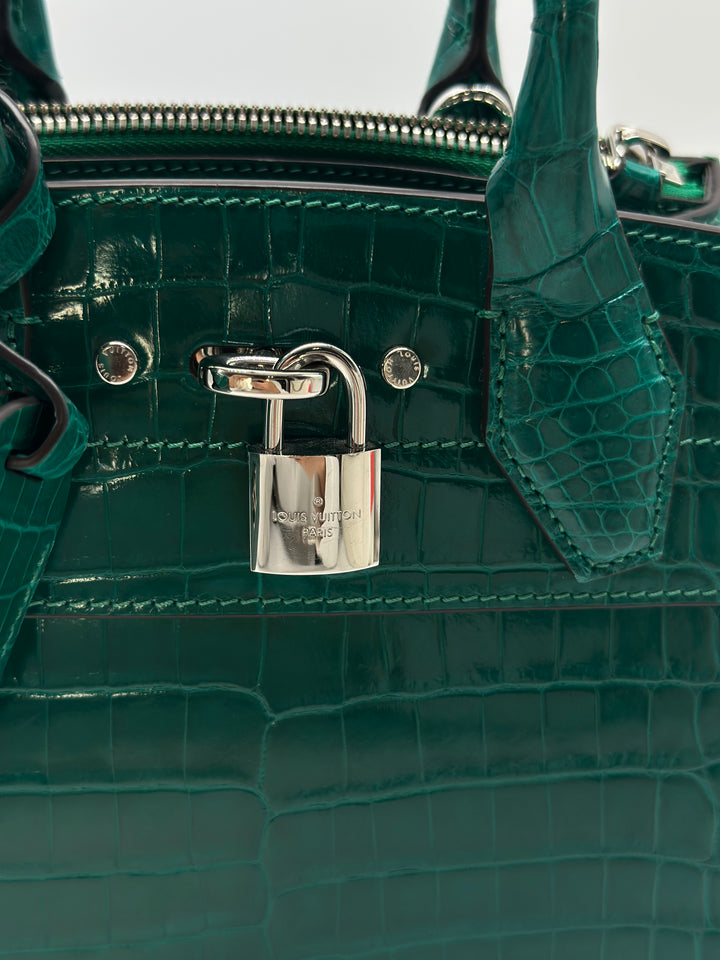 Louis Vuitton City Steamer Crocodile Nano Shoulder Bag Green lv1043