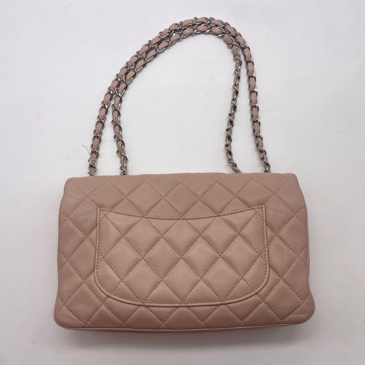 Chanel Quilted Lambskin Classic Flap Pink (19***38) CC522