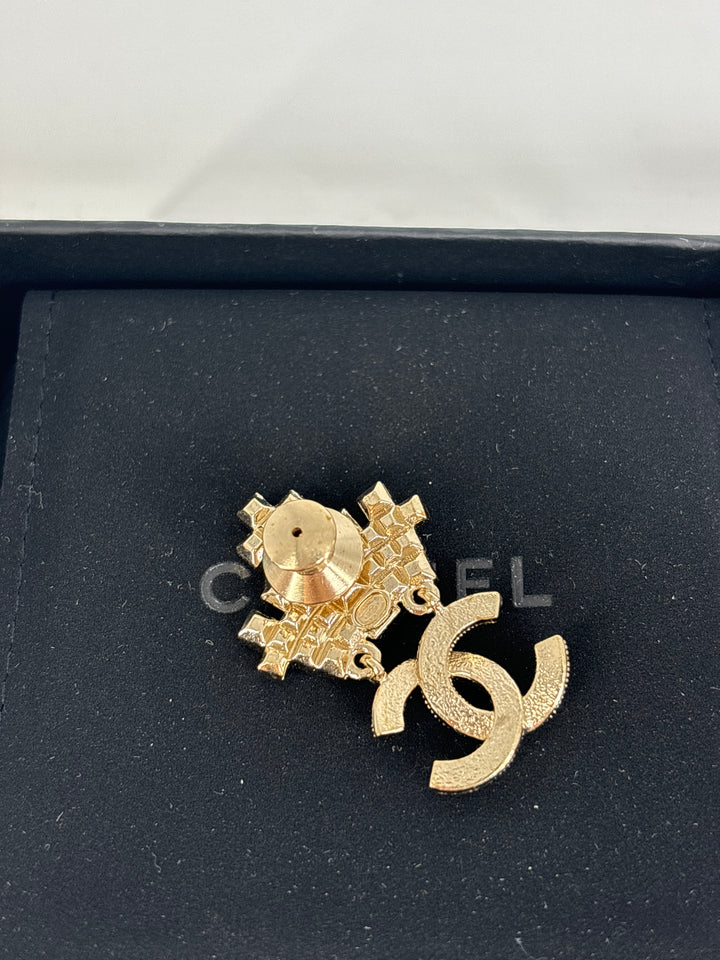 Chanel crystal CC Crown Brooch