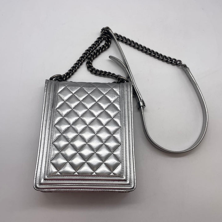 Chanel Vertical Quilted Calfskin Boy Bag Silver (27***83) CC544