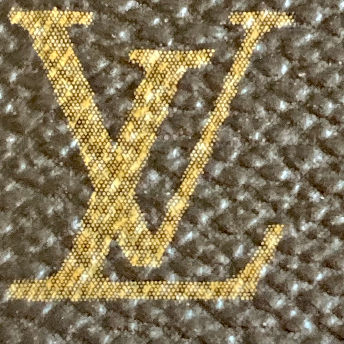 Louis Vuitton Classic Monogram Petite Malle Black LV950