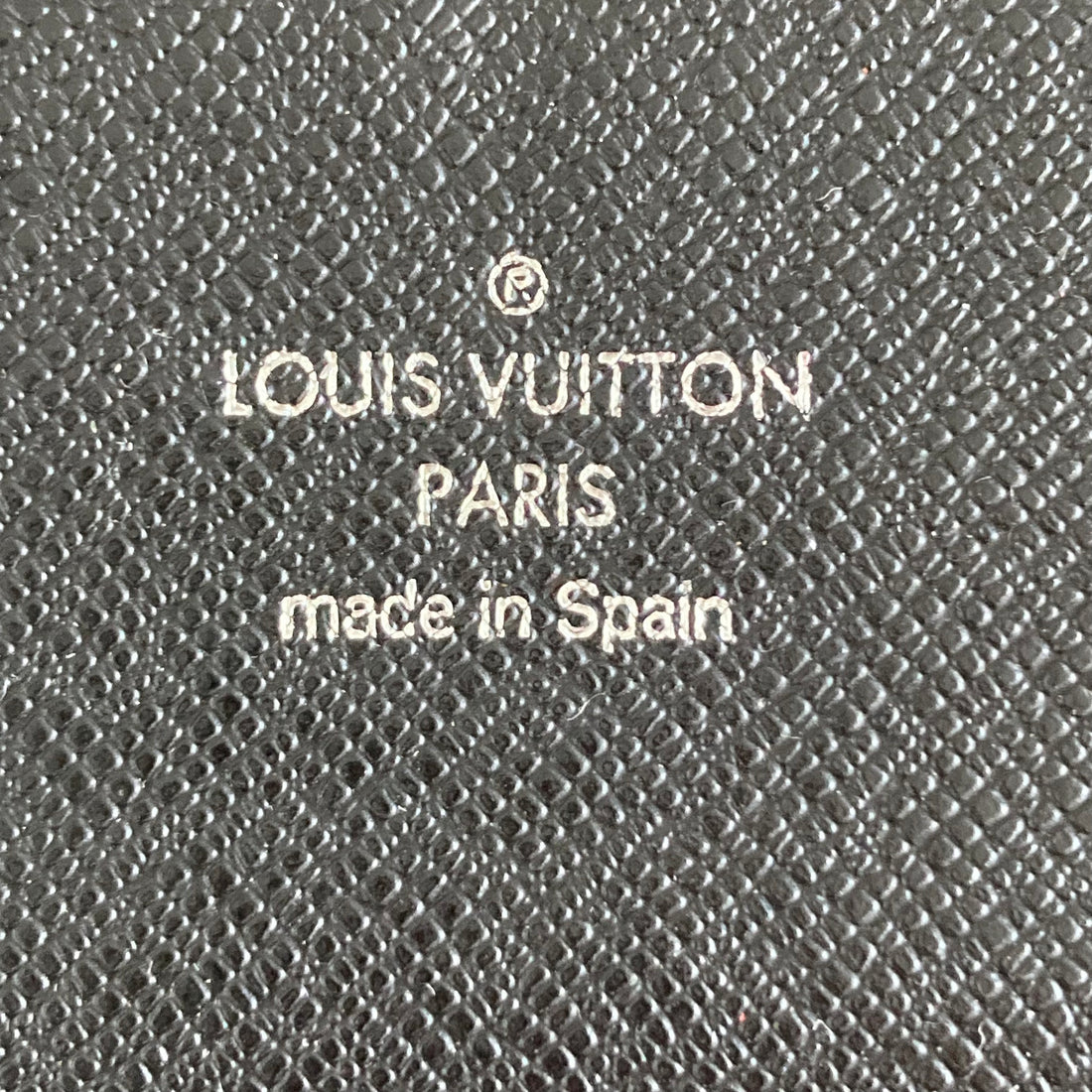 Louis Vuitton Damier Graphite Zippy Organizer (Hot Stamp) MSRP 990