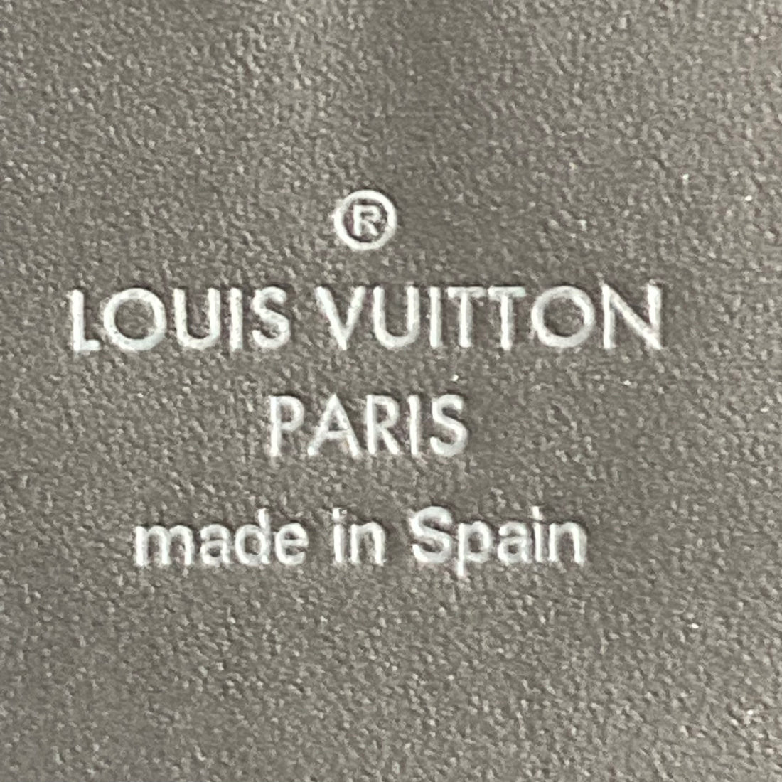 Louis Vuitton Smooth Calfskin Large Zippy Wallet