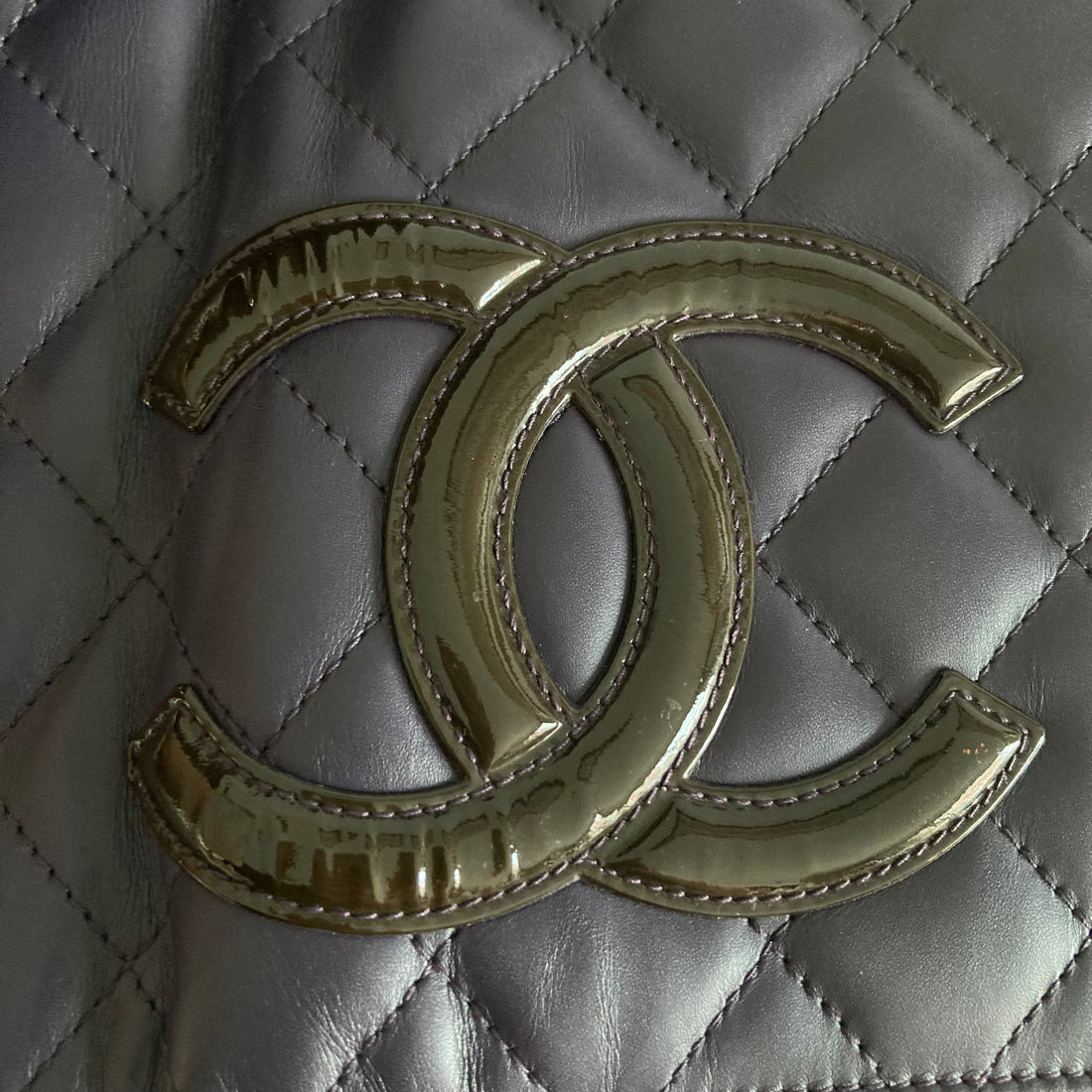 Chanel Cambon Bifold Wallet Navy CC