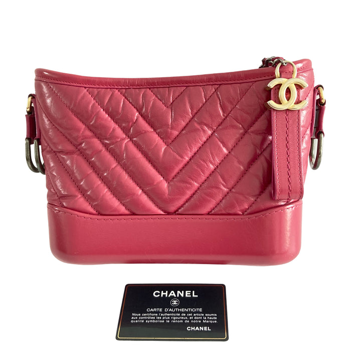 Chanel Chevron Aged Calfskin Gabrielle Hobo Small Pink （26***47）