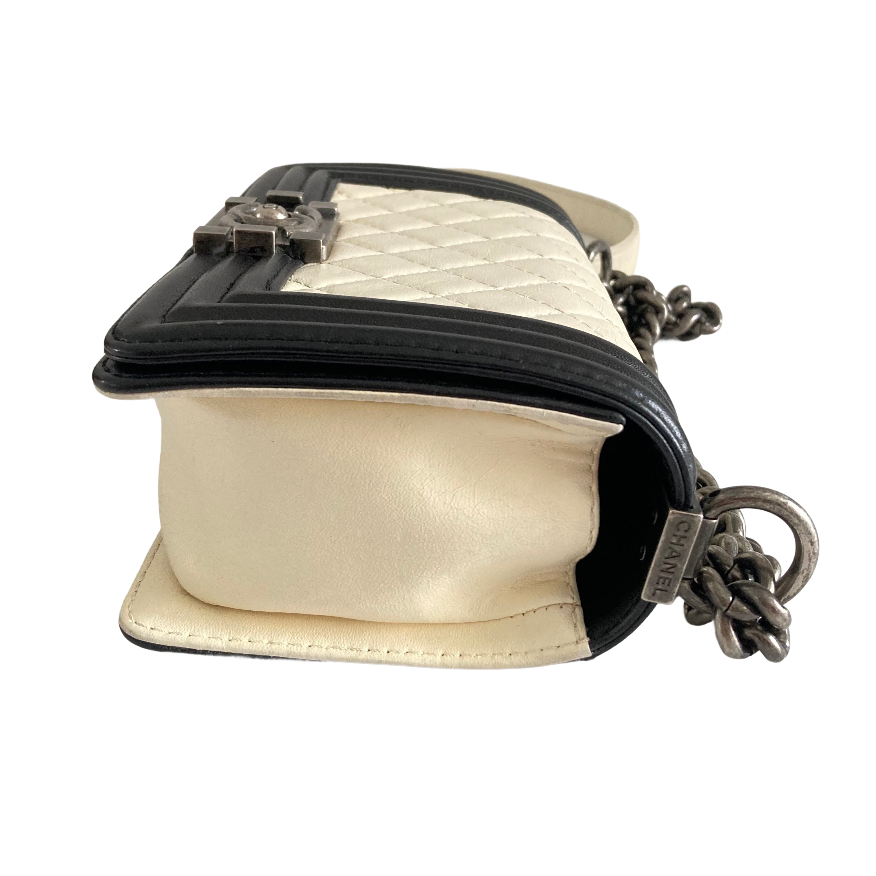 Chanel Quilted Small Boy Black and White (17***10) w Black Card