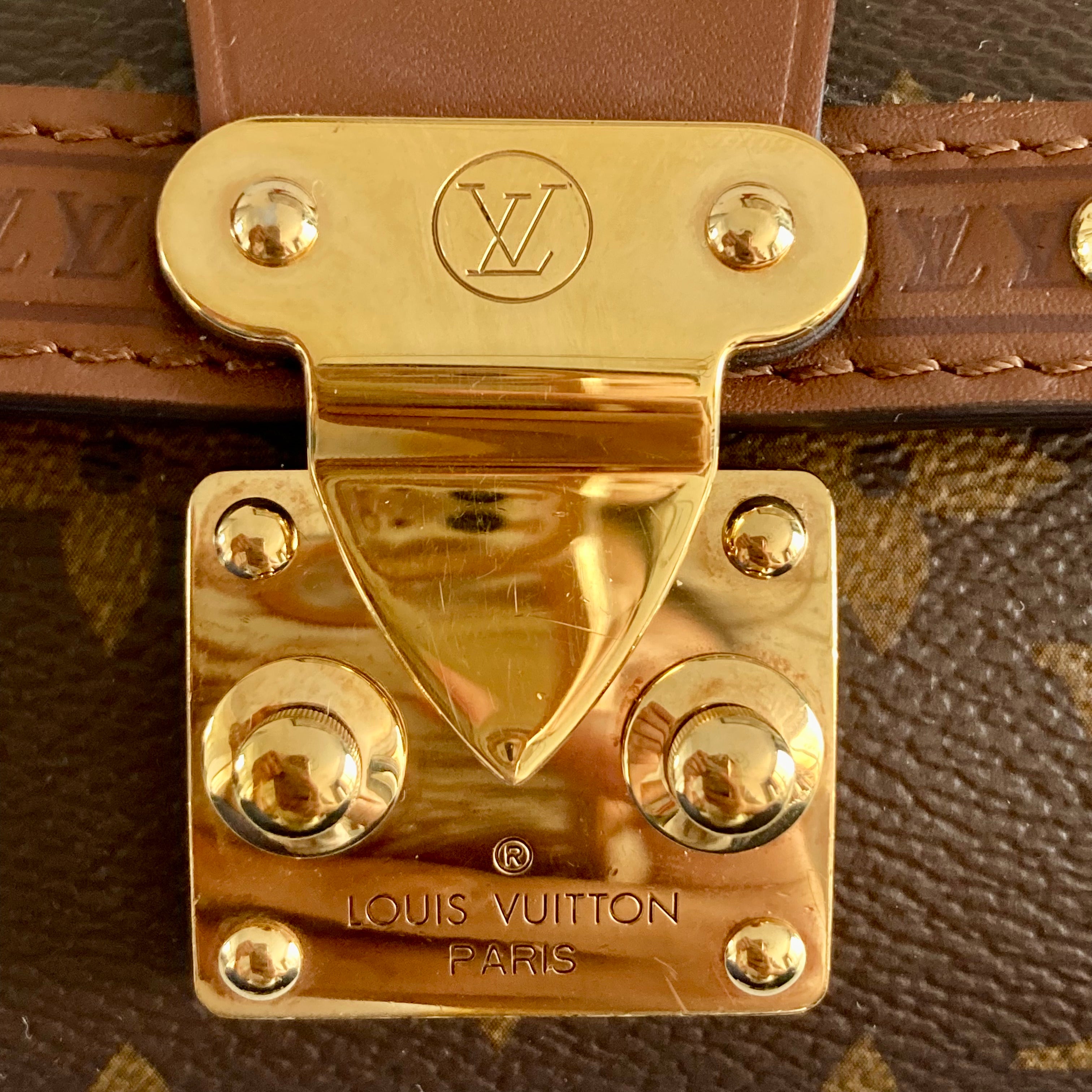 Louis Vuitton Papillon Trunk Micropchipped Lv967