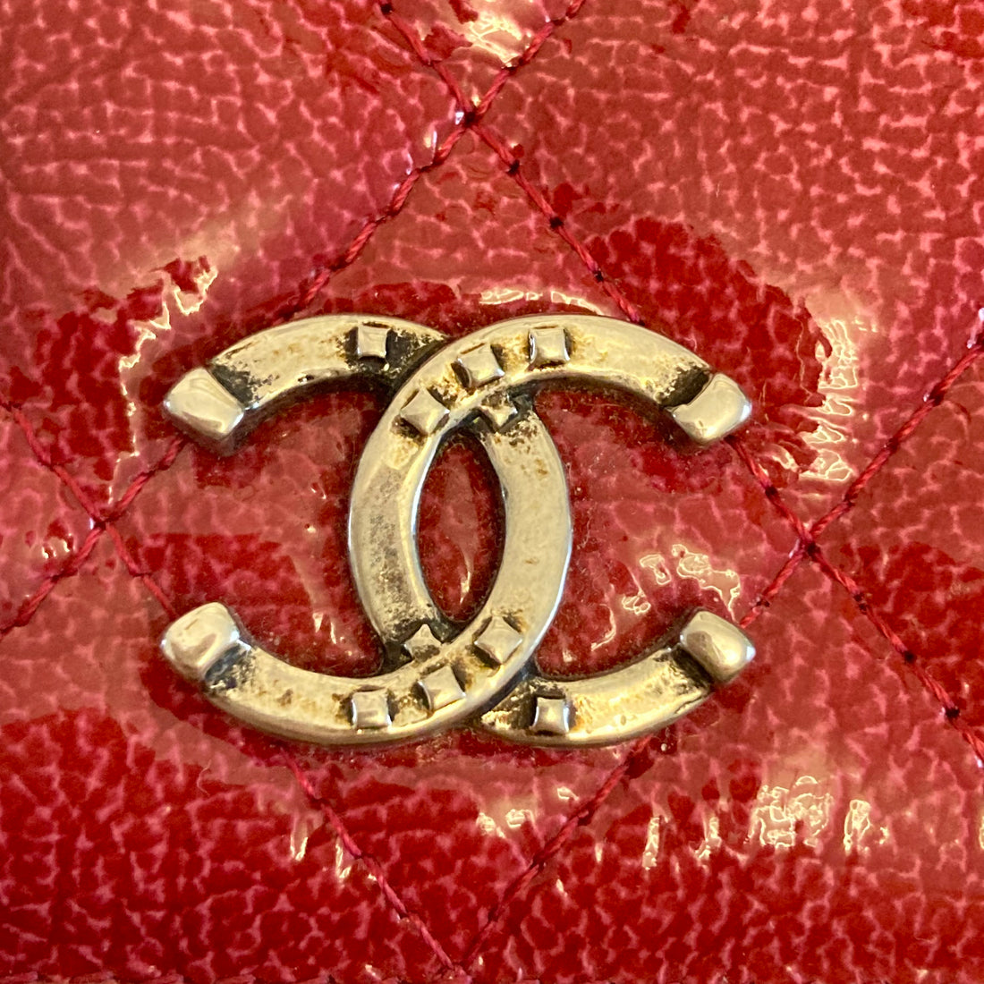 Chanel Patent Quilted Brilliant Yen Wallet Red