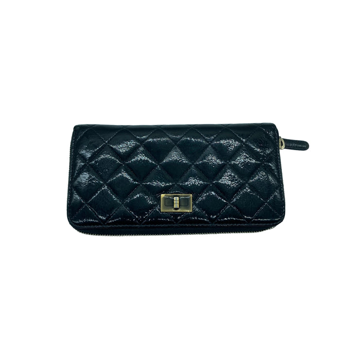 Chanel 2.55 Quilted Patent Zip Wallet Black (185***96)CC353