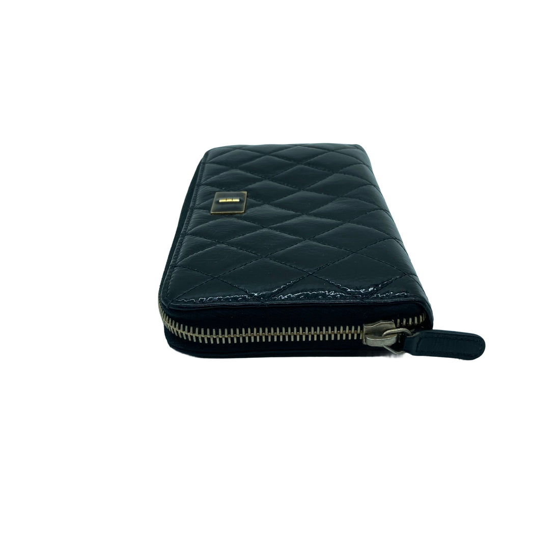 Chanel 2.55 Quilted Patent Zip Wallet Black (185***96)CC353