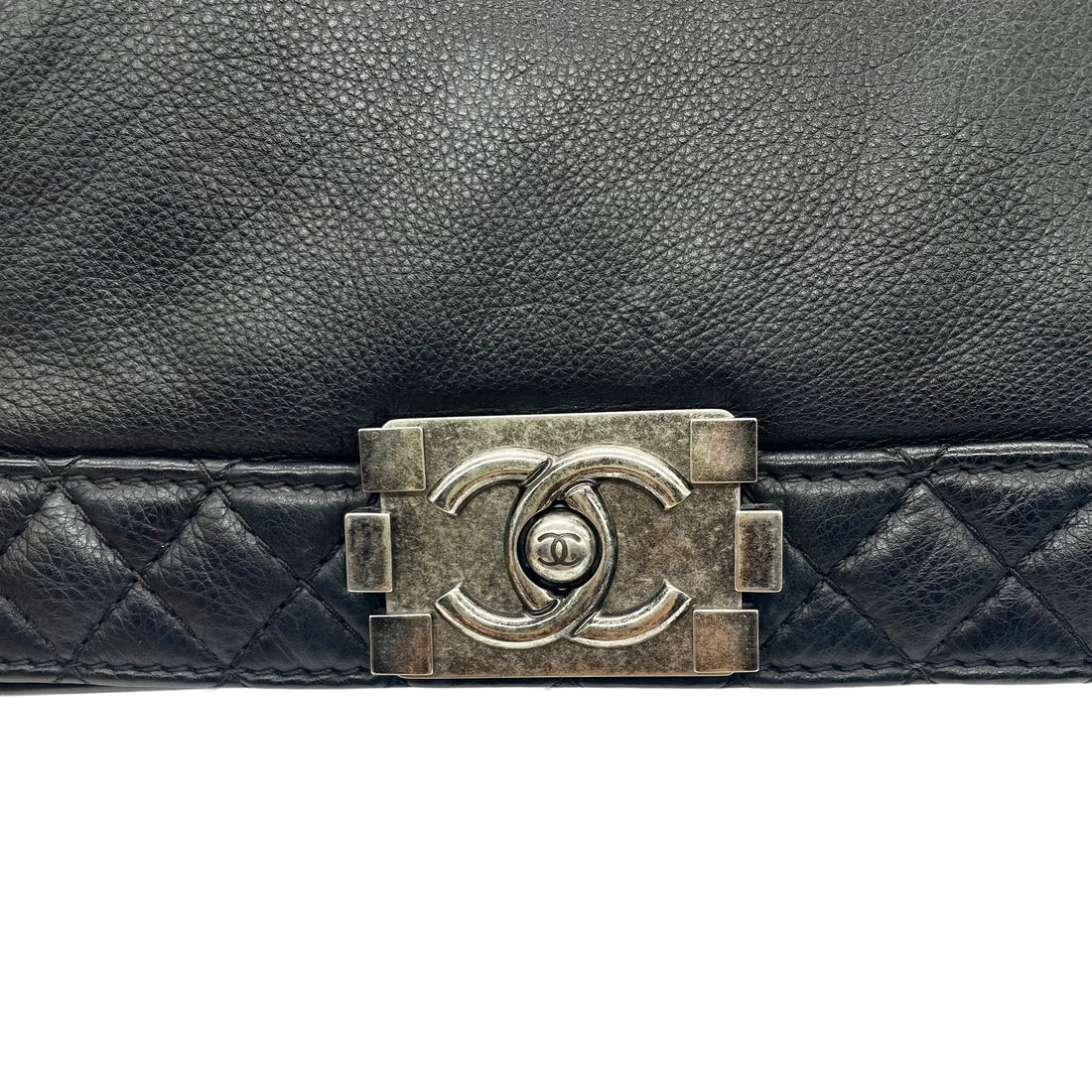 Chanel Quilted Reverso Boy Medium Black SHW (18***81)