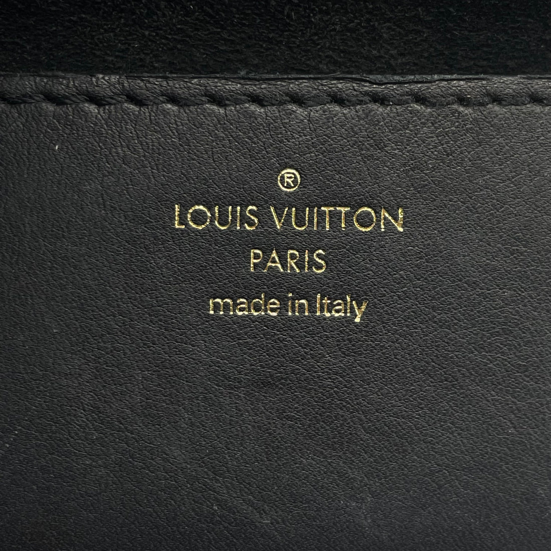 Louis Vuitton Calfskin New Wave Chain PM Smoothie black LV956