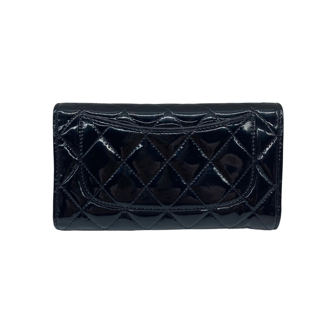 Chanel Quilted Patent Classic Long Wallet Black (18***36) cc426