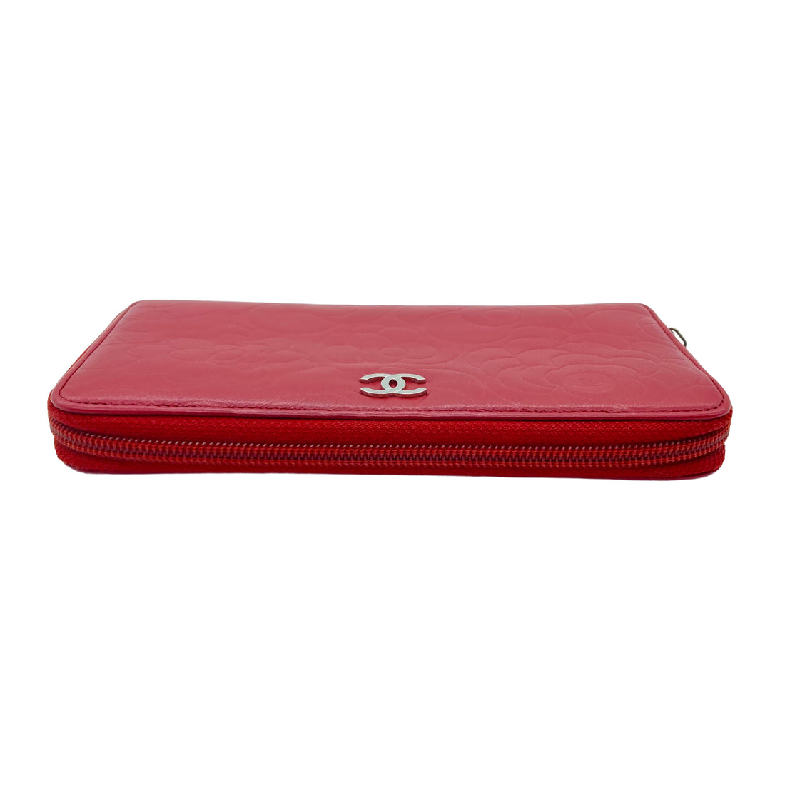 Chanel Camellia Embossed Zip Wallet Red (15***86)CC448