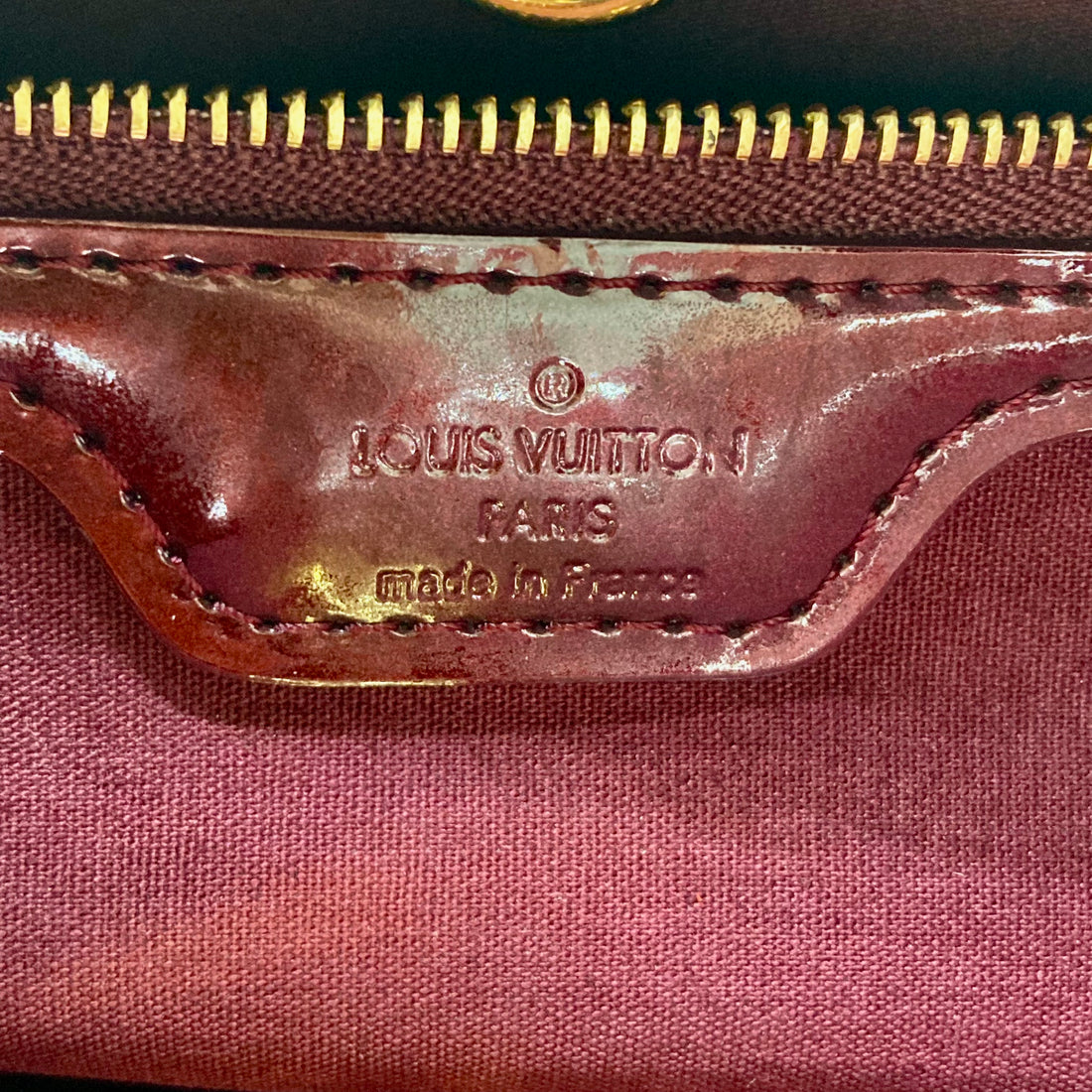 Louis Vuitton Wilshire Patent PM Monogram Hand Bag Red LV1044