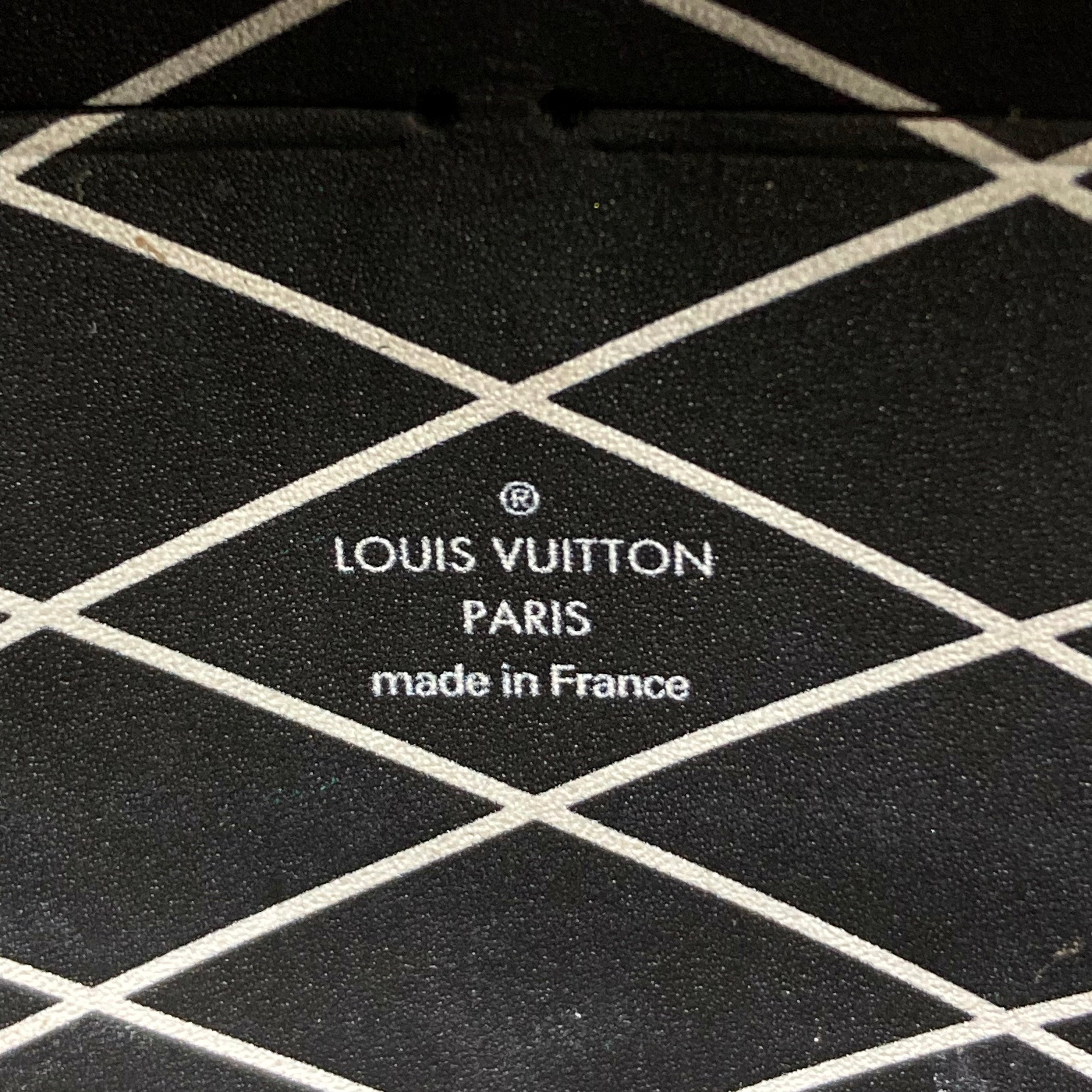 Louis Vuitton Pochette Trunk Epi Shoulder Bag Black SP1129 LV1056