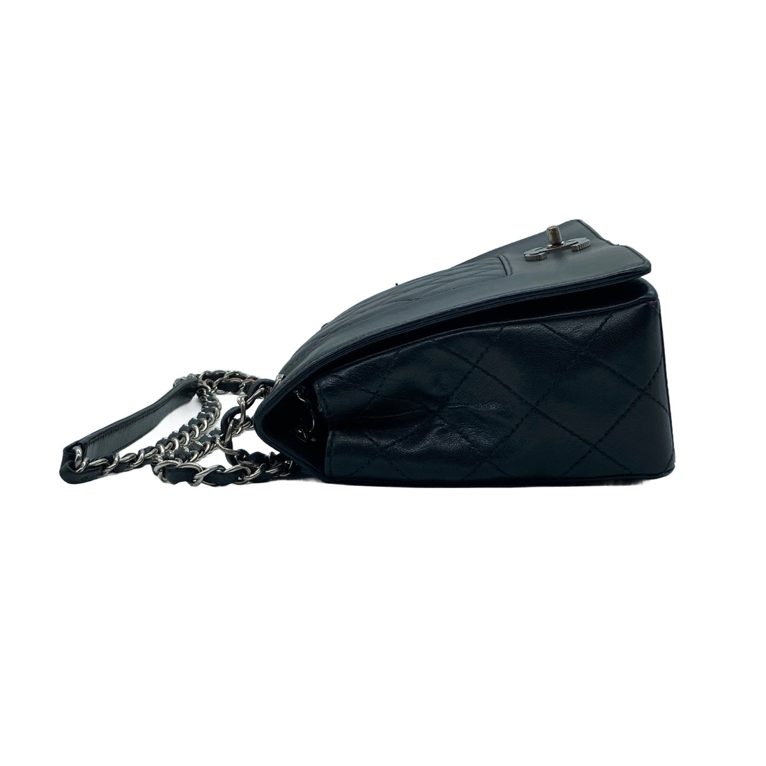 Chanel Quilted Vintage Mademoiselle Flap Black (23****25) CC558