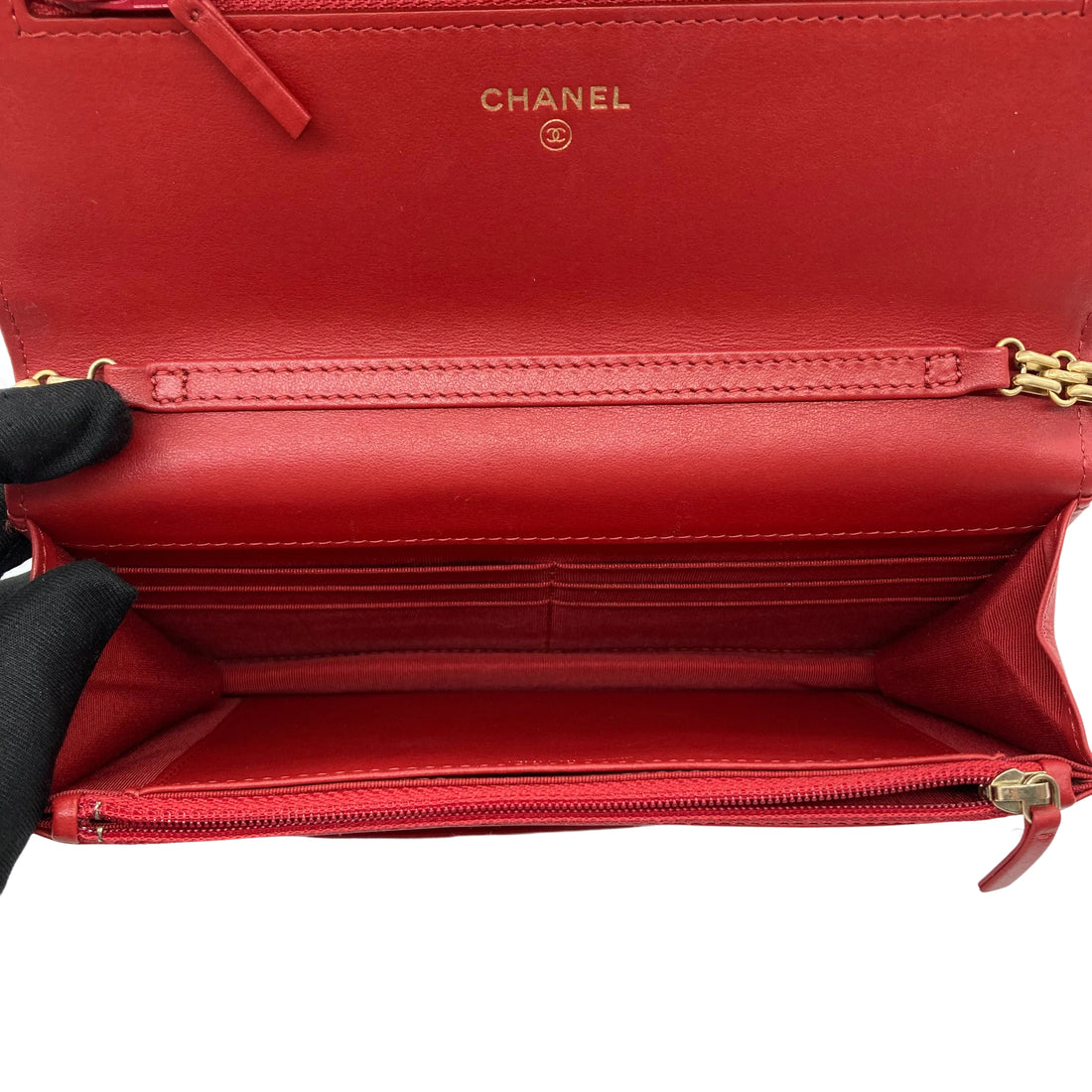Chanel Quilted 2.55 Calfskin Crossbody Bag Red (26***49) CC555