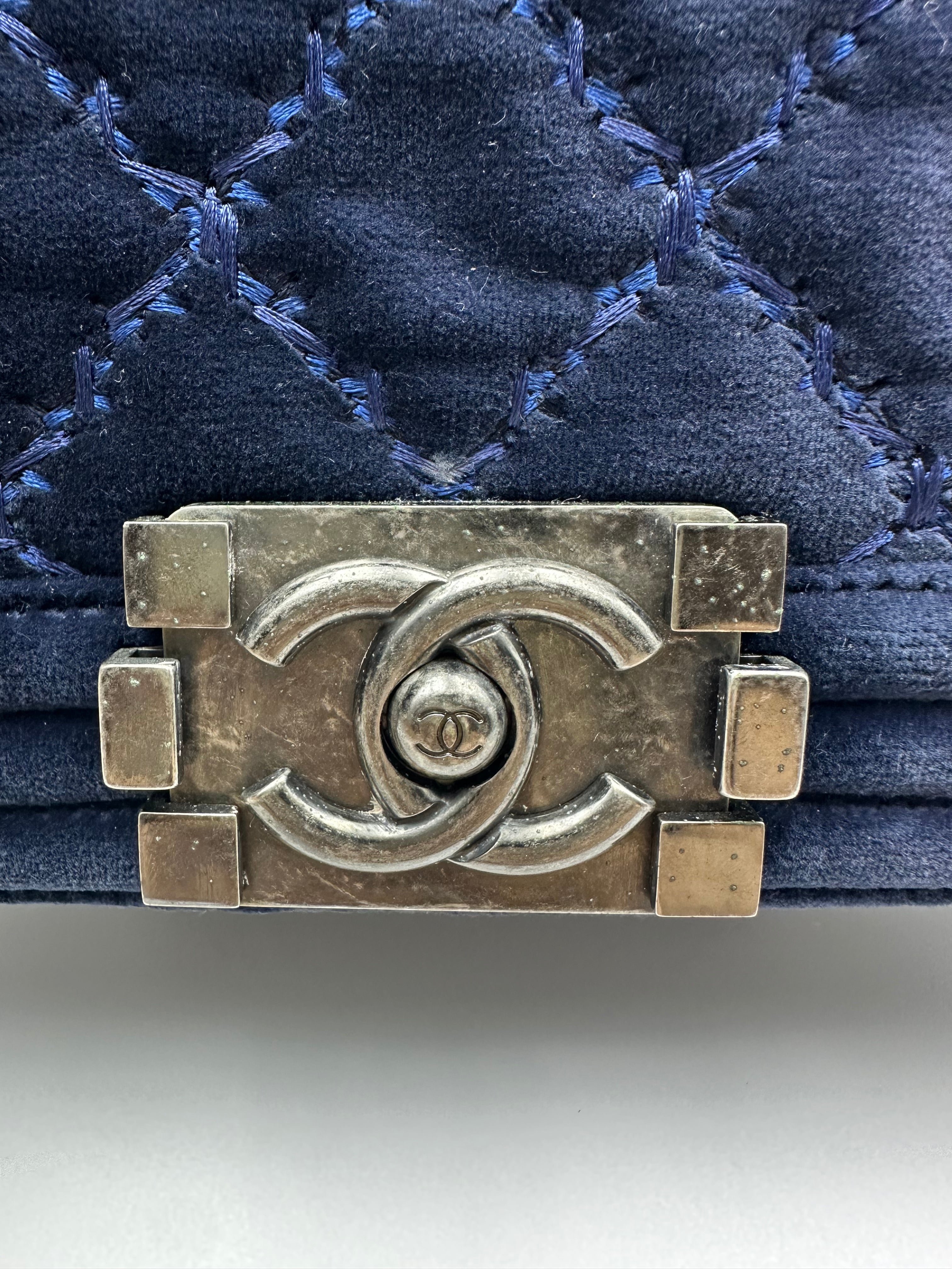 Chanel Stitch Quilted Velvet Medium Flap Boy Blue (19***92) CC593