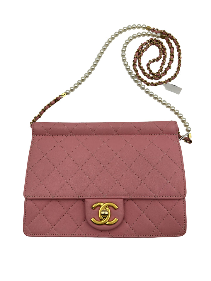 Chanel Quilted Calfskin Pearl Chain Flap Pink (27***80) CC601