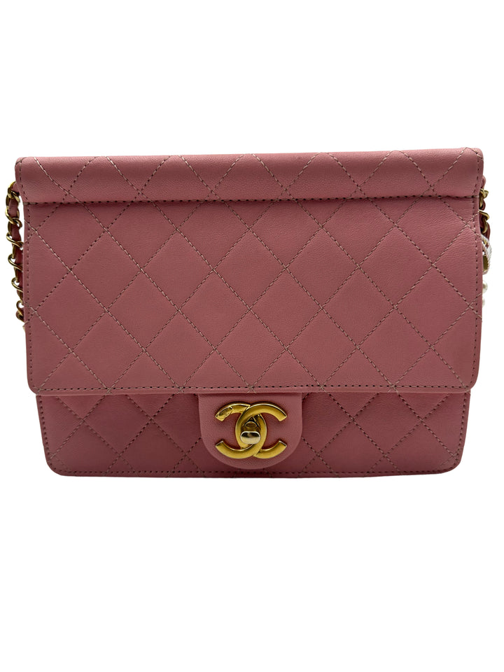 Chanel Quilted Calfskin Pearl Chain Flap Pink (27***80) CC601