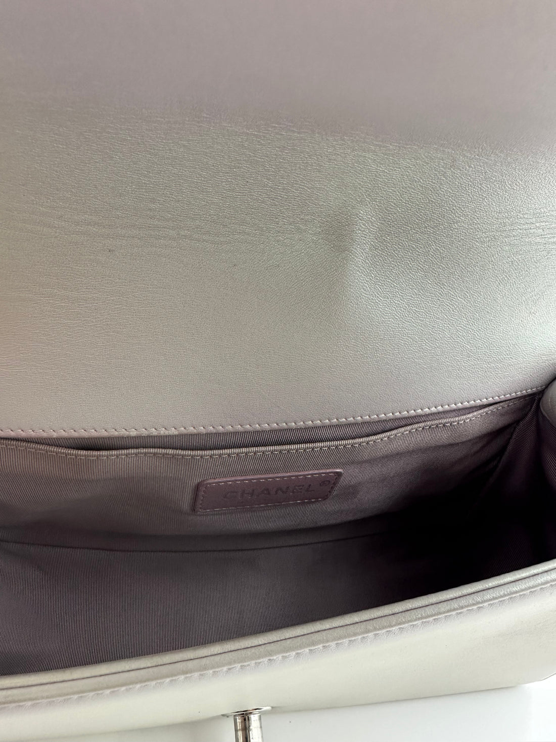 Chanel Chevron Medium Flap Boy Bag Pearl White (25***87) CC590