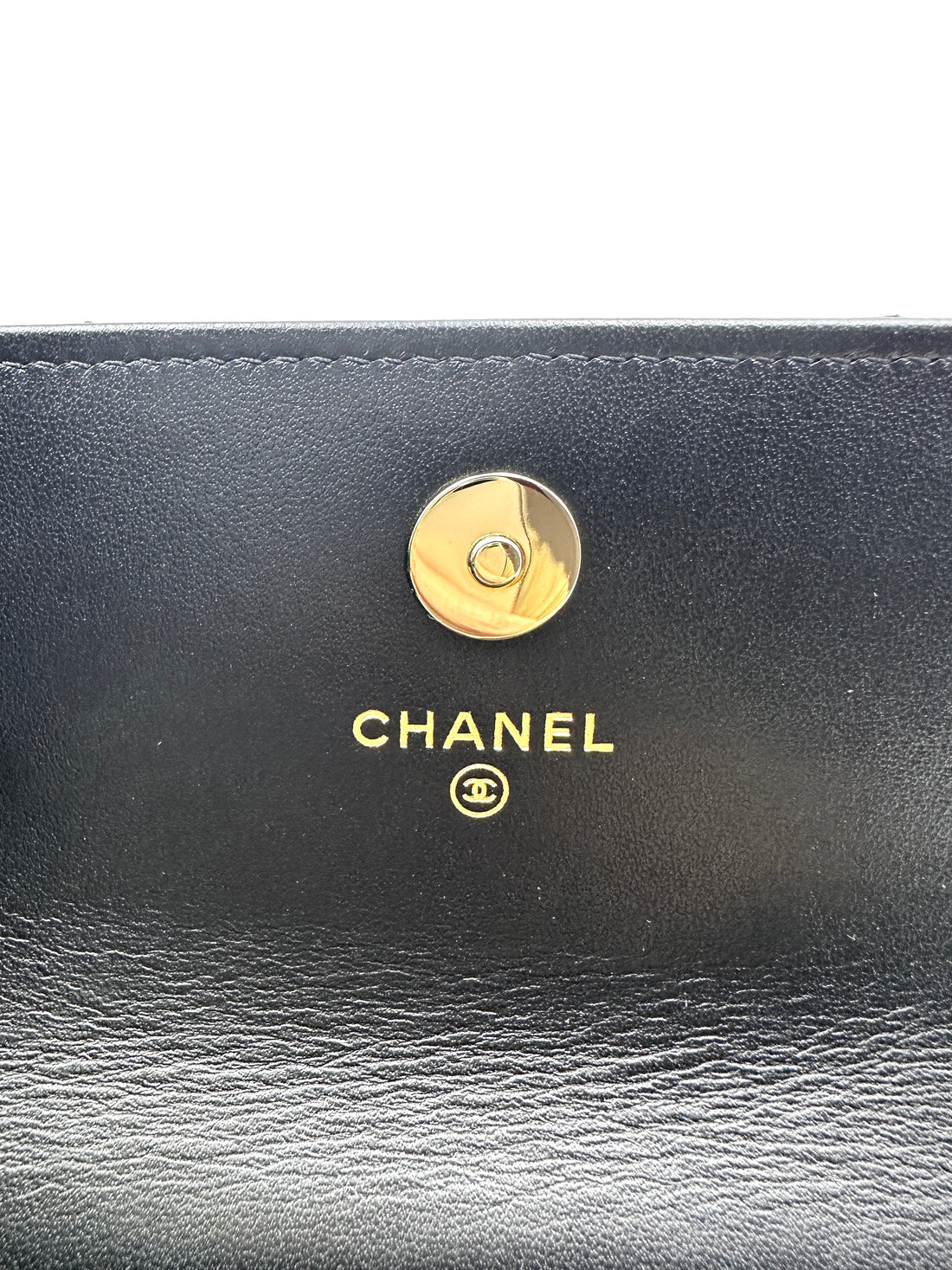 Chanel Quilted Lambskin Wallet on Pearl Chain Black (30***84) CC624