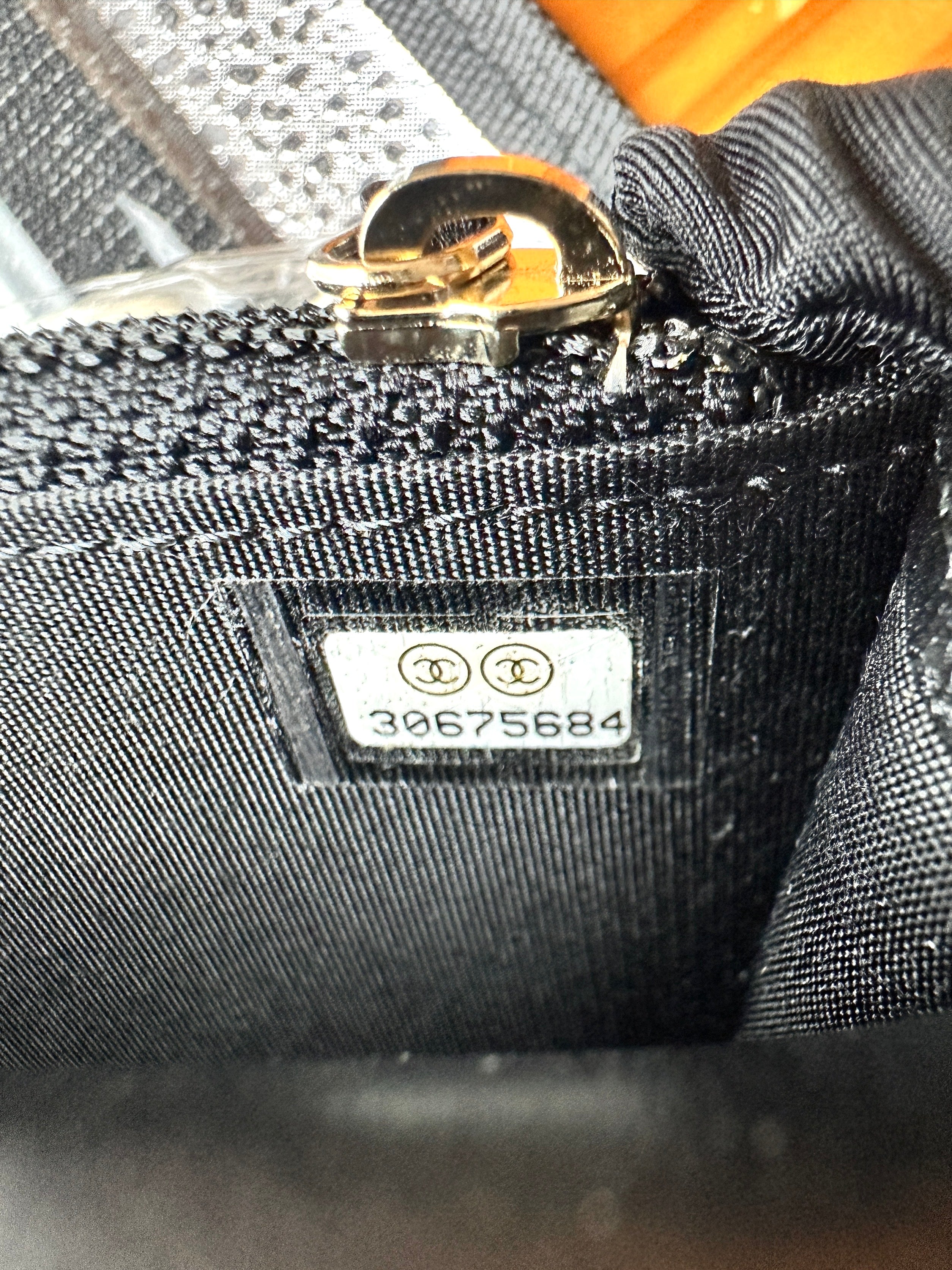 Chanel Quilted Lambskin Wallet on Pearl Chain Black (30***84) CC624
