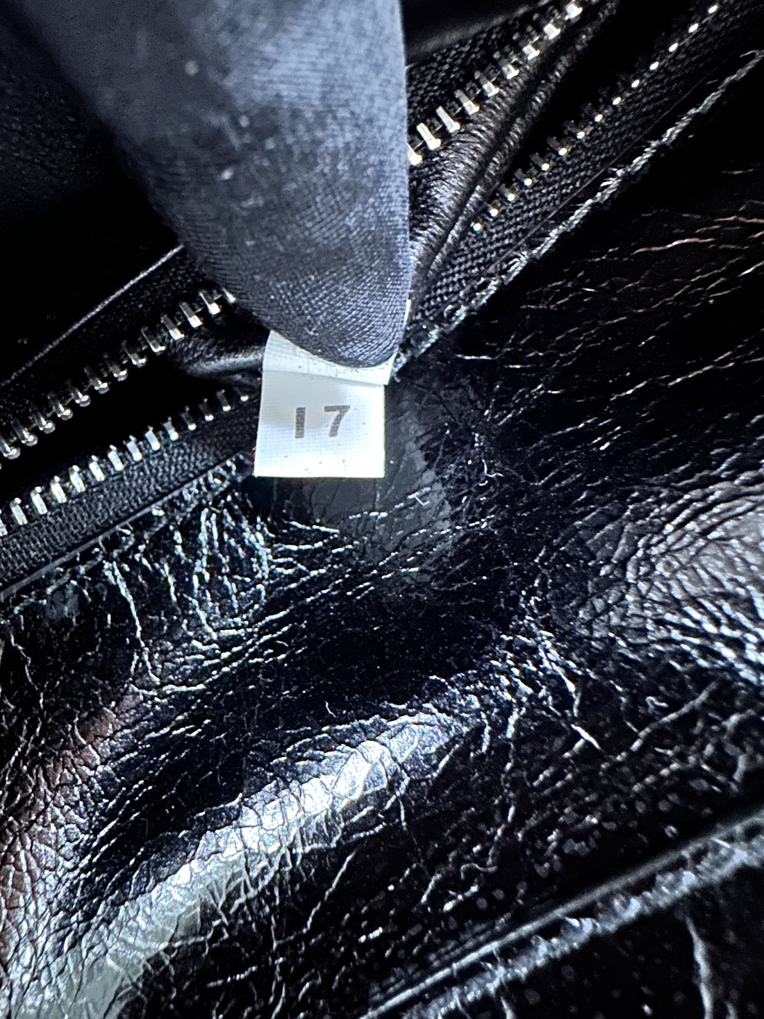 Prada Soft Sound Black Medium Leather shoulder Bag PR131