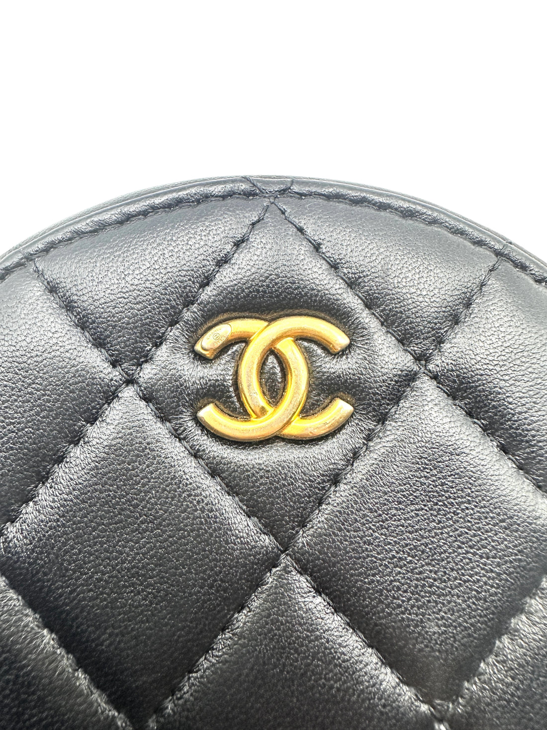 Chanel Quilted Lambskin Round Vanity Crossbody Black (29***57) CC643