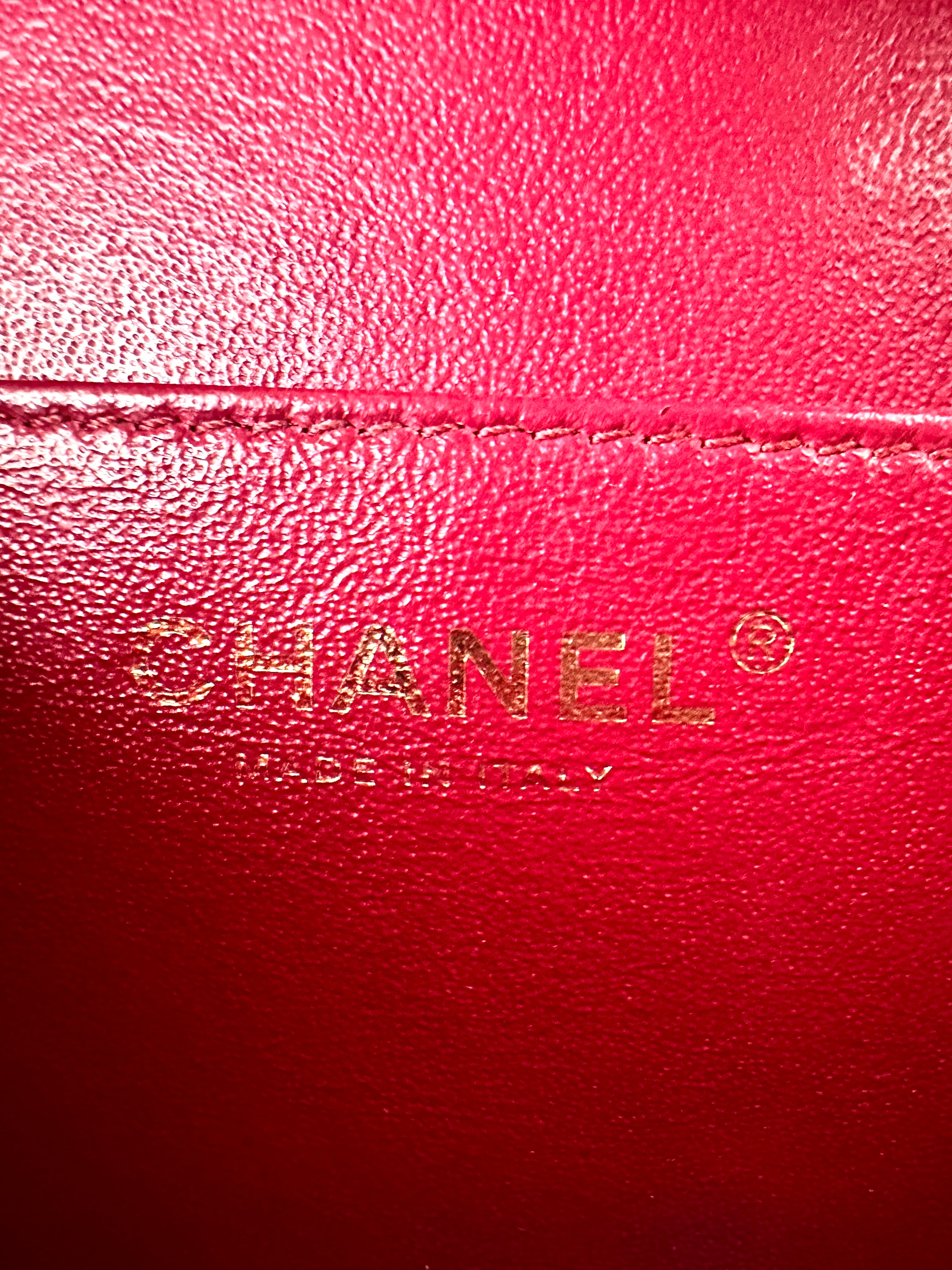 Chanel Caviar Quilted Leather Small CC Filigree Vanity Case Black (28***74) cc671