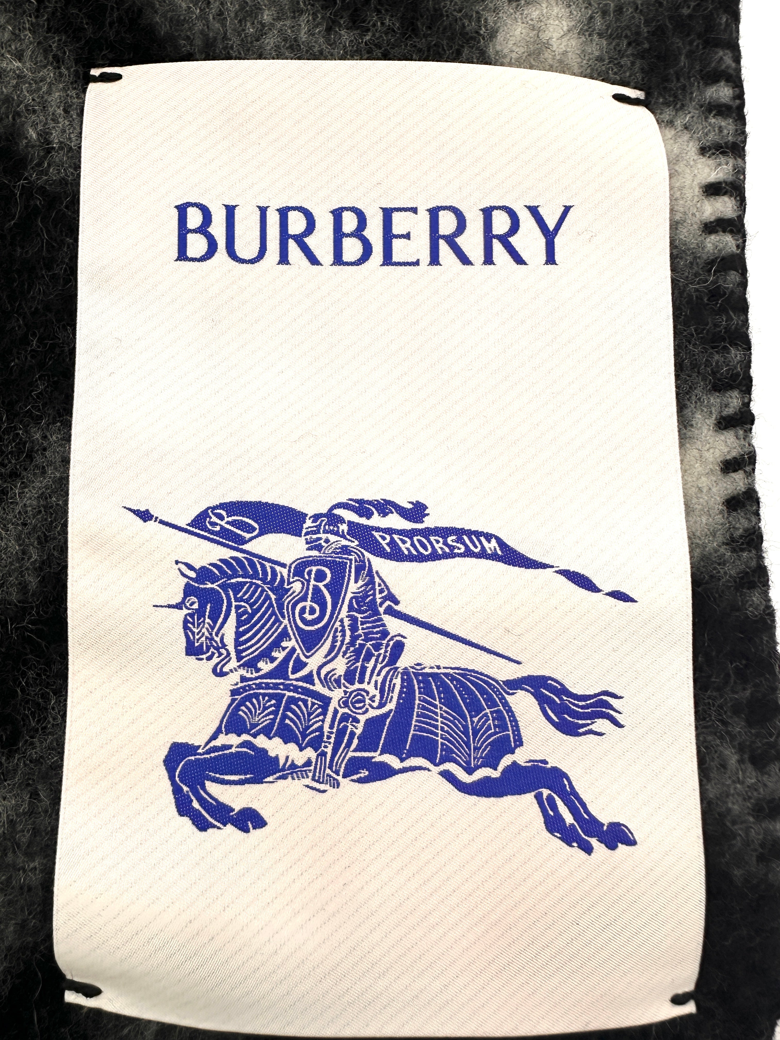 Burberry Black and White Check Wool Scarf BBS03