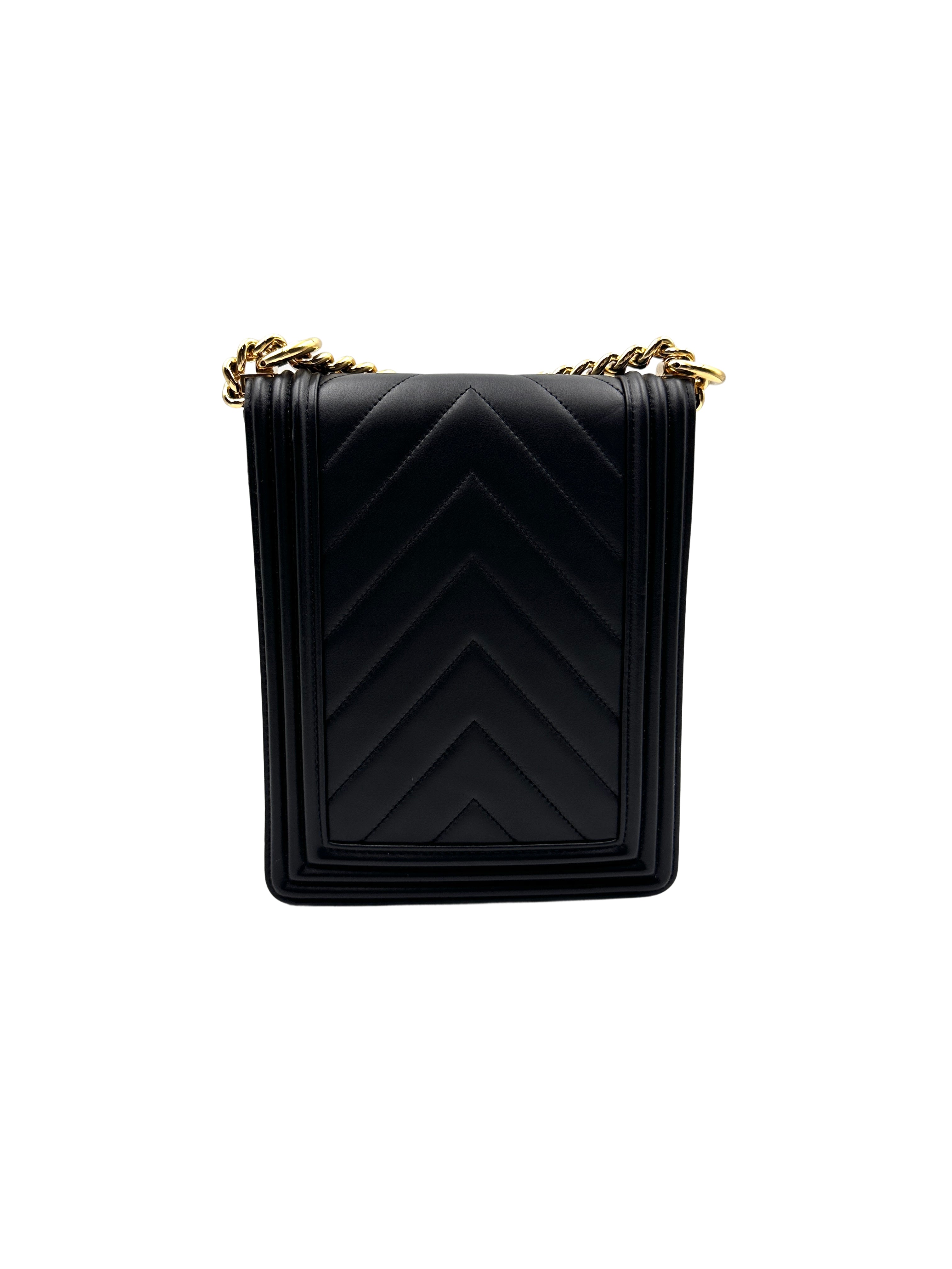 Chanel Chevron Lambskin Vertical Boy Black (28***16) cc694