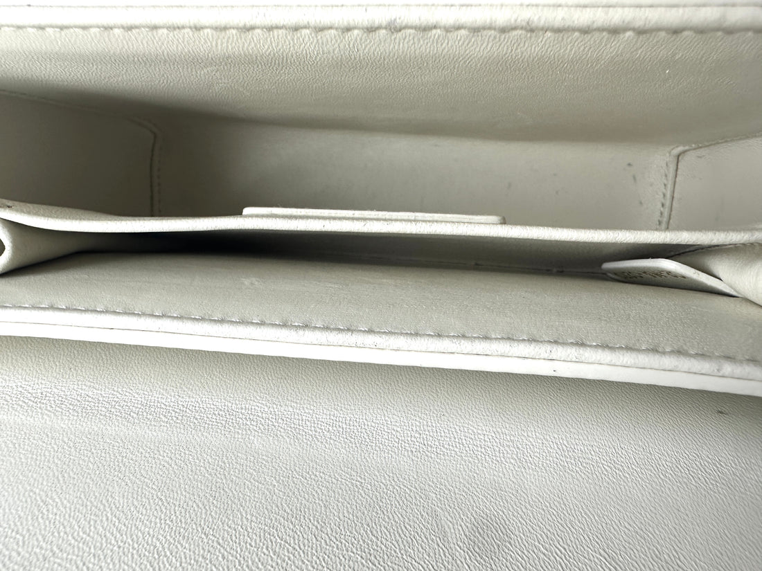 Christian Dior Calfskin 30 Montaigne Bag White Gold Hardware DR288