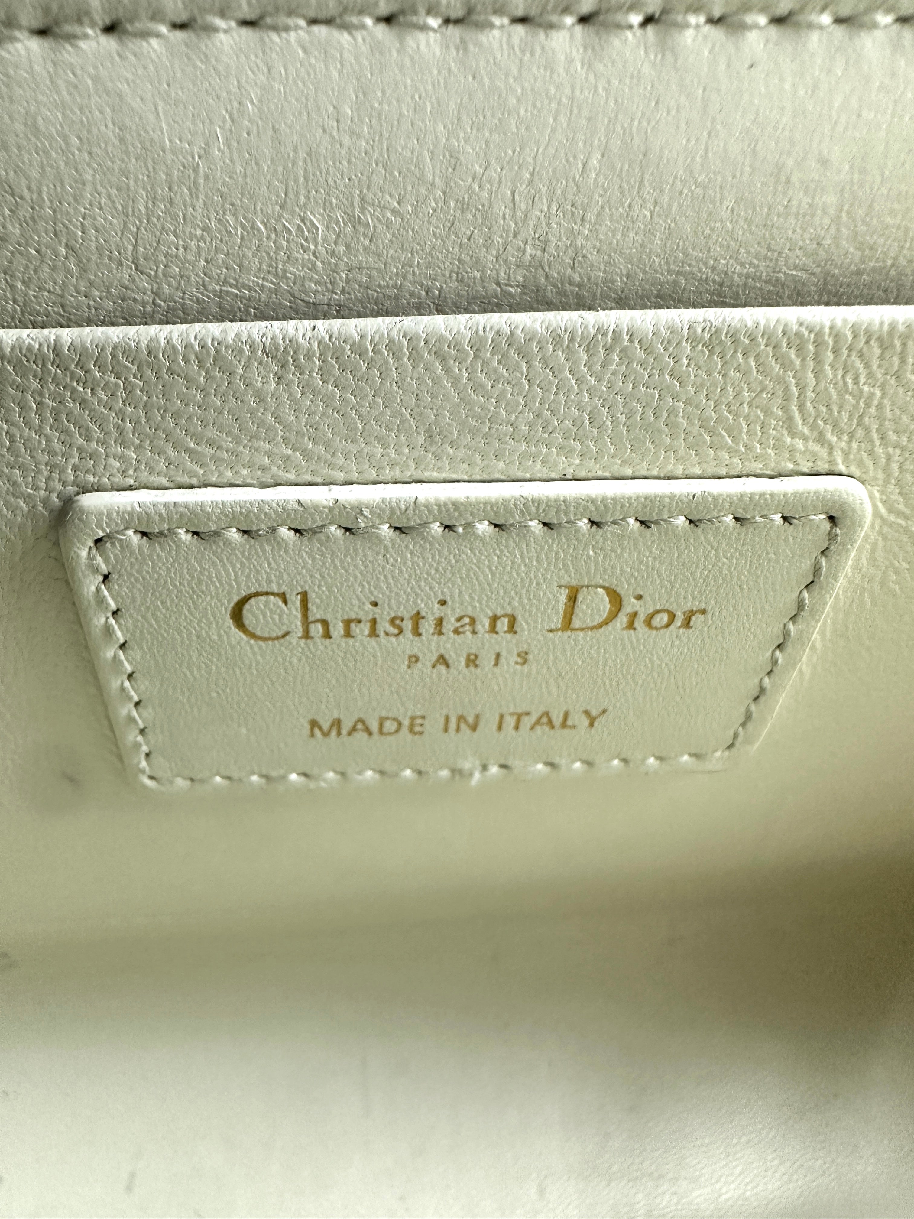 Christian Dior Calfskin 30 Montaigne Bag White Gold Hardware DR288