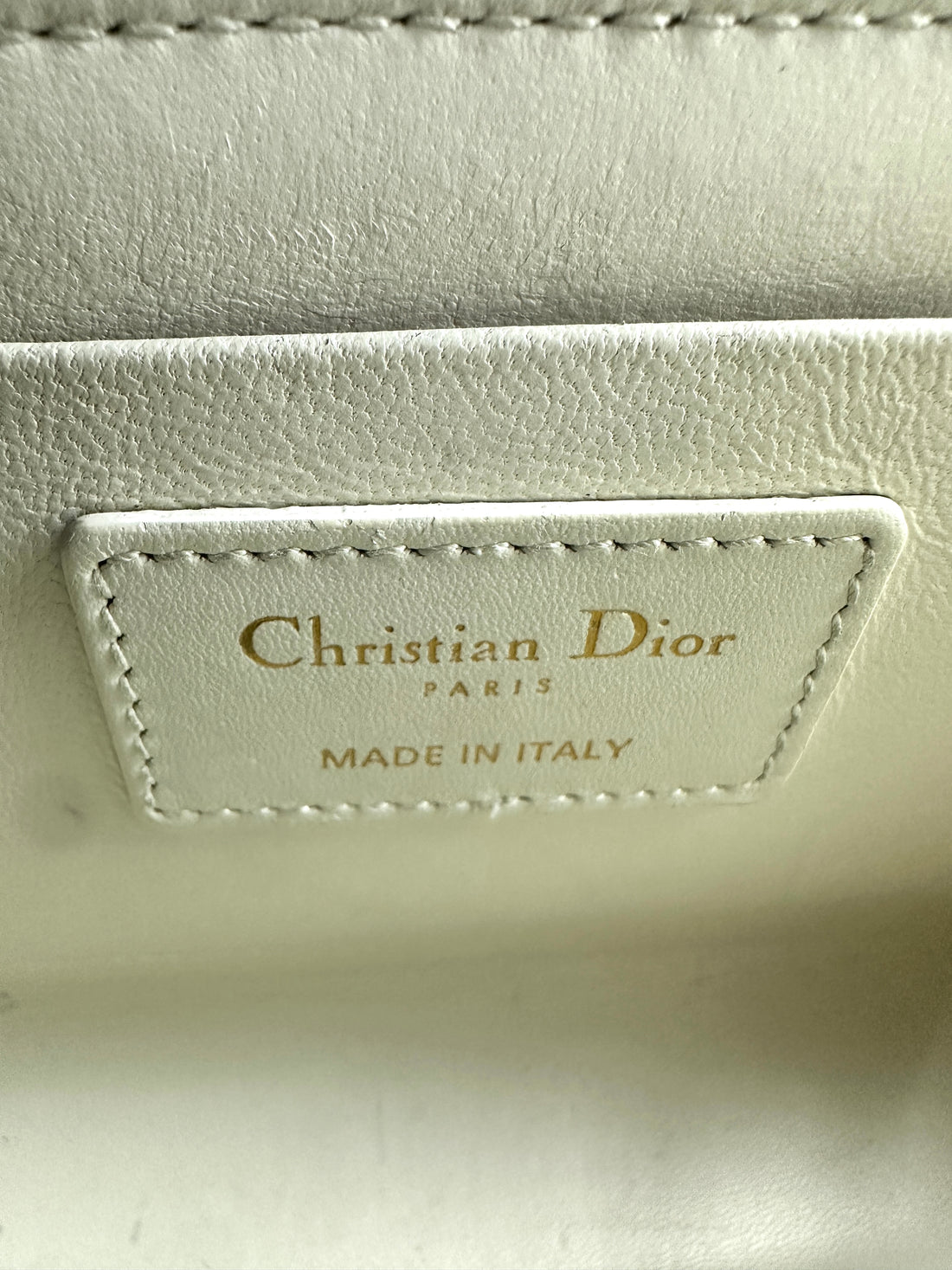 Christian Dior Calfskin 30 Montaigne Bag White Gold Hardware DR288