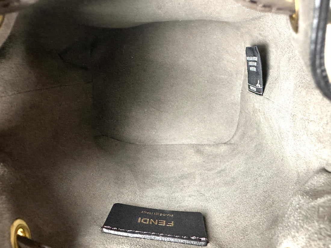 Fendi Off-white leather Mon Tresor bucket ff54