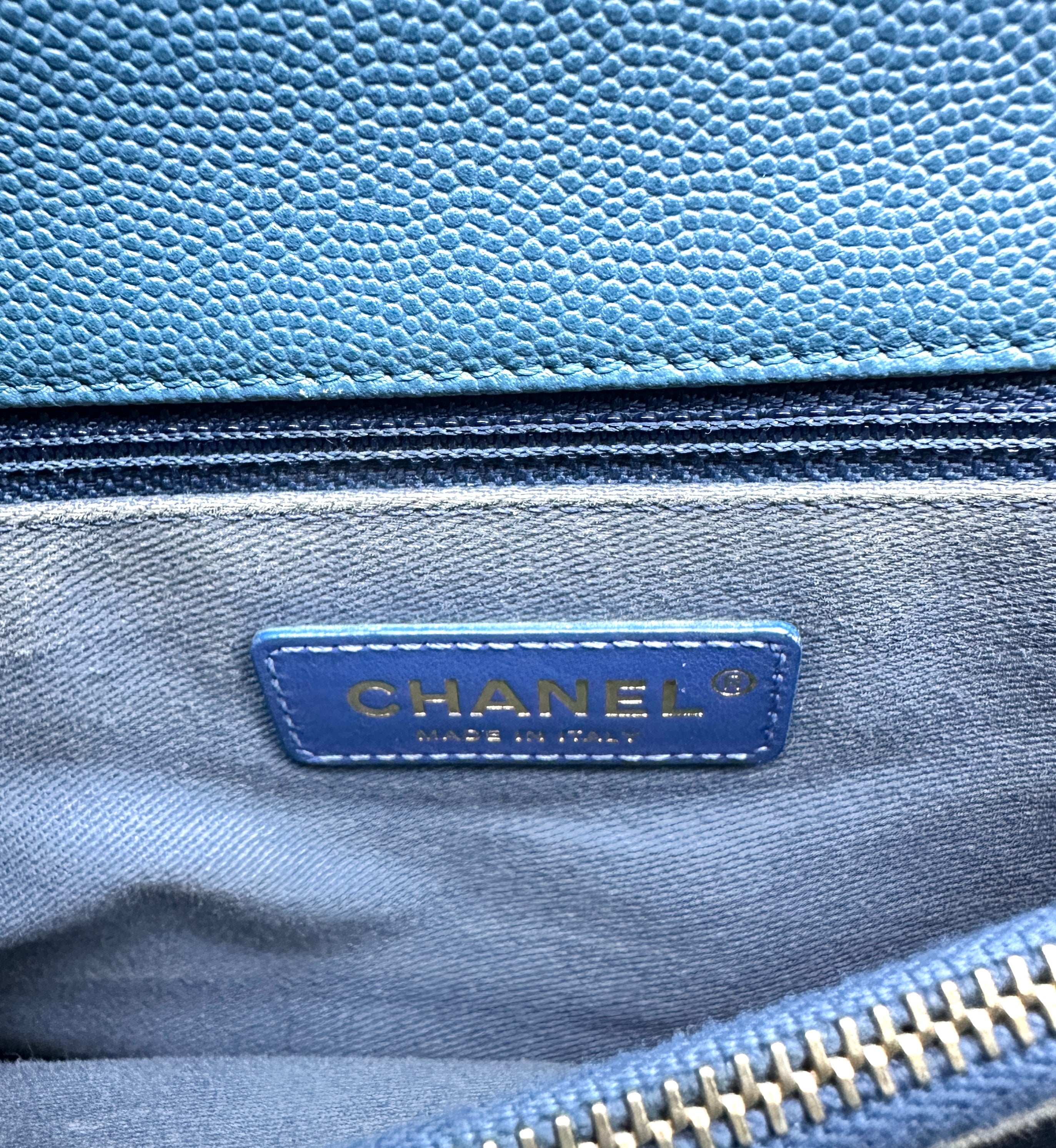 Chaneln Caviar Coco Top Handle Handle Turquoise 27 Series CC731