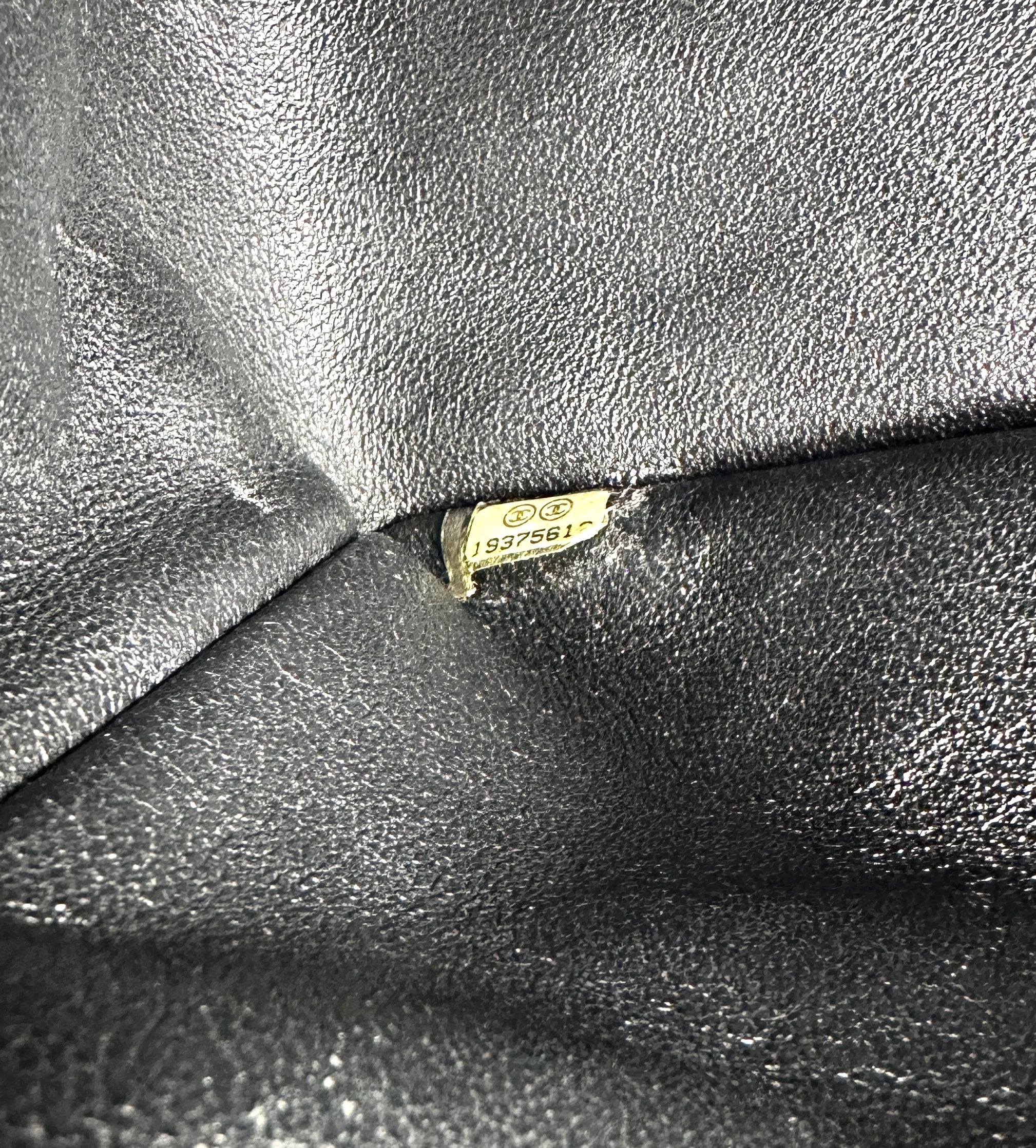 Chanel patent double flap jumbo black CC710