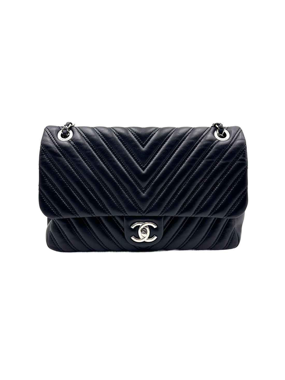Chanel Chevron Lambskin Medium Classis Flap Black (21***65) CC739