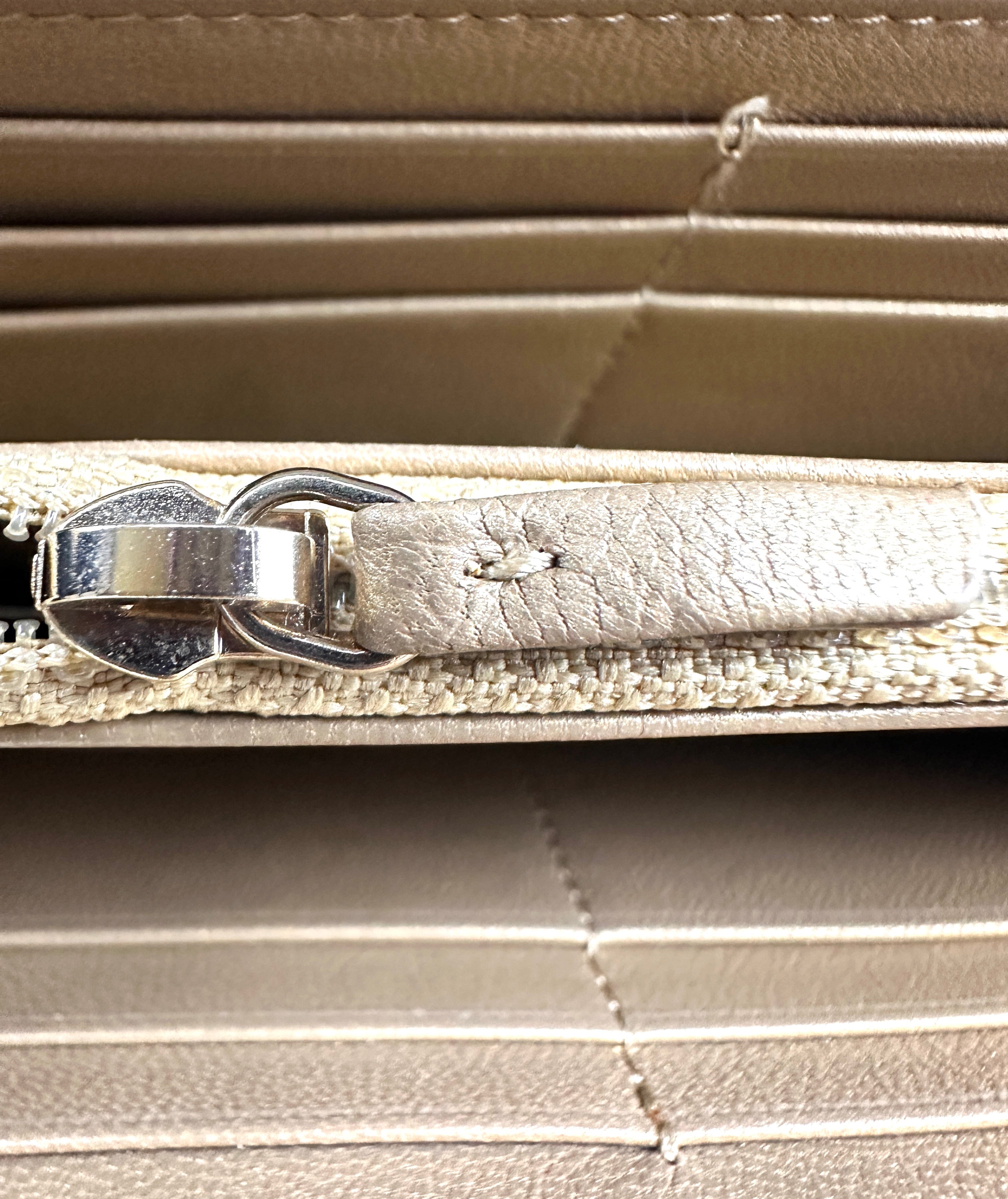 Chanel Quilted Calfskin Pearl Long Woc White cc717