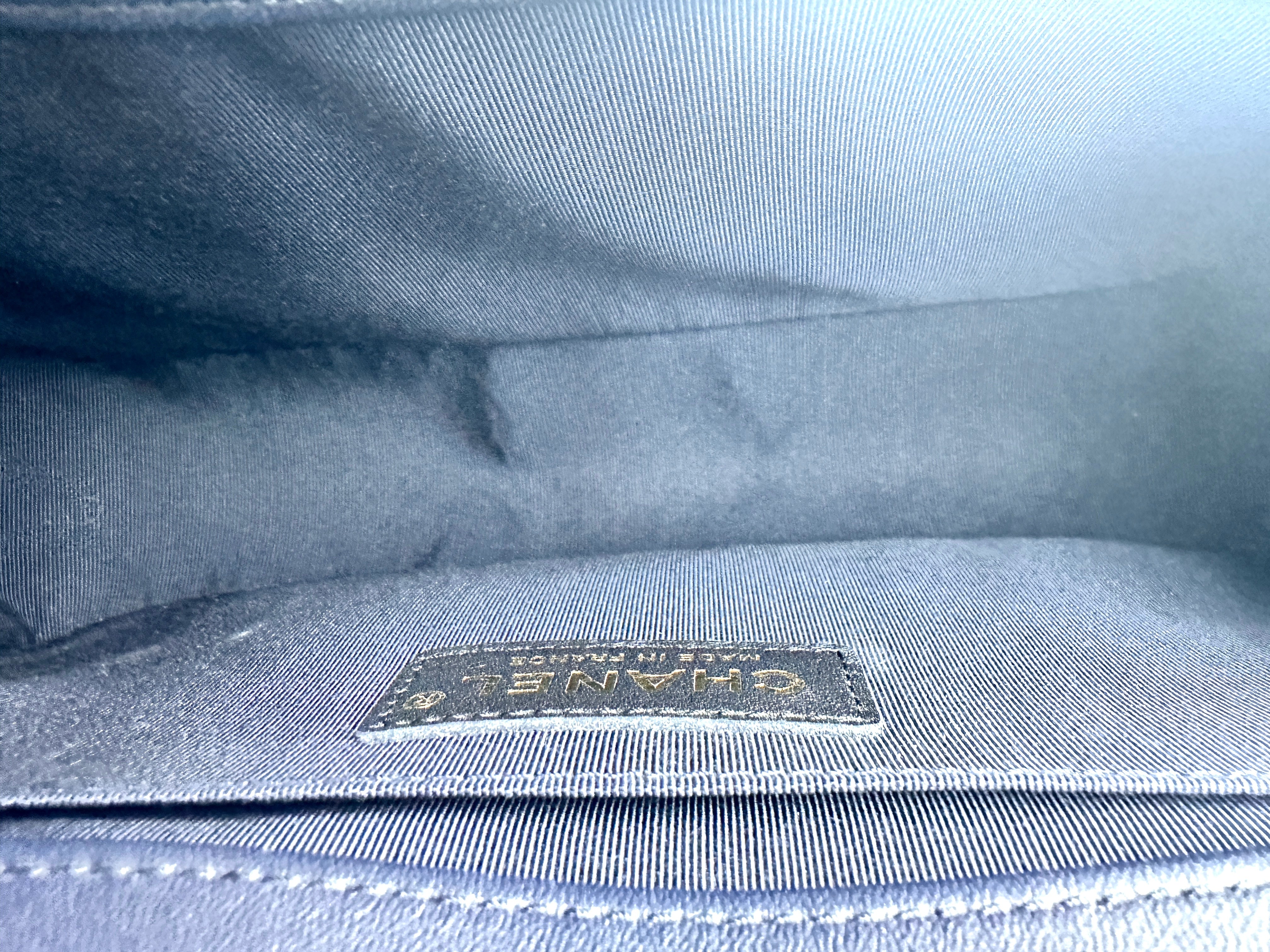 Chanel Quilted Boy Bag Medium Blue (21***82) cc757