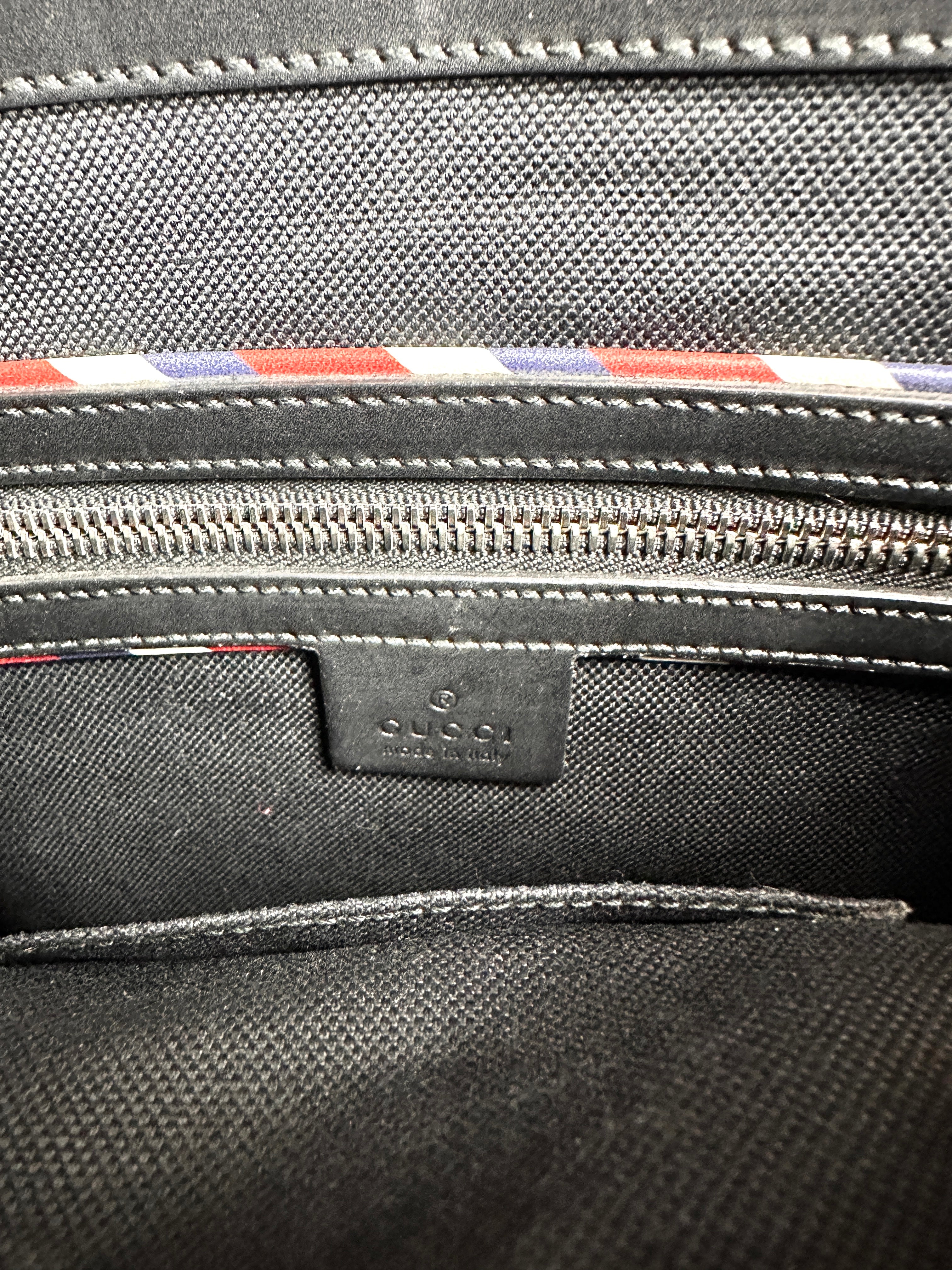 Gucci GG Night Courrier Zip Messenger Coated Canvas with Applique Black GG511